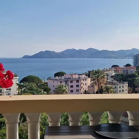 Vue Mer - Plage A Pied شقة